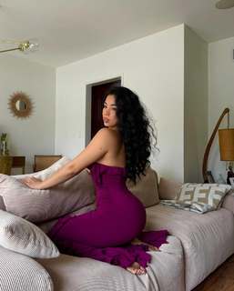 Cindy Tran feet photo thumbnail