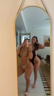 Cindy Tran feet photo thumbnail