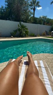 Cindy Tran feet photo thumbnail