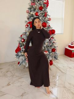 Cindy Tran feet photo thumbnail