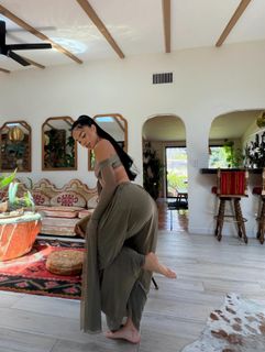 Cindy Tran feet photo 7