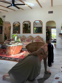 Cindy Tran feet photo 4