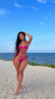 Cindy Tran feet photo 13