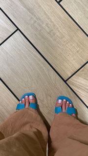 Cindy Tran feet photo 2