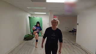 Cinnabrit feet photo thumbnail