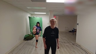 Cinnabrit feet photo thumbnail