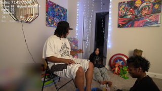 Cinnabrit feet photo thumbnail