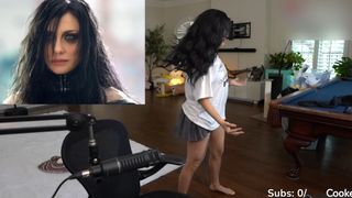 Cinnabrit feet photo thumbnail