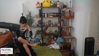Cinnabrit feet photo thumbnail