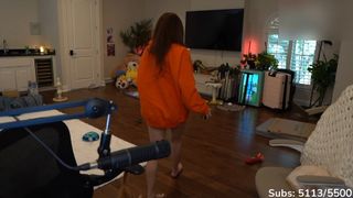 Cinnabrit feet photo thumbnail
