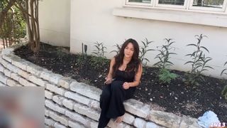 Cinnabrit feet photo thumbnail