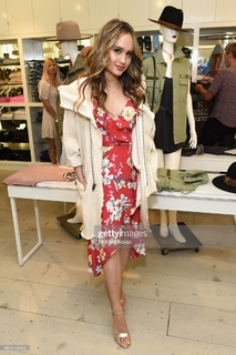 Cinta Laura Kiehl feet photo 17