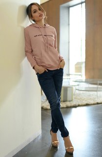 Cinta Laura Kiehl feet photo 19