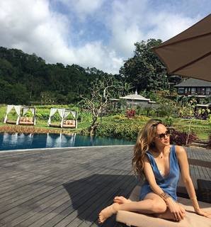 Cinta Laura Kiehl feet photo 6