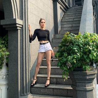 Cinta Laura Kiehl feet photo 12