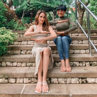 Cinta Laura Kiehl feet photo 4