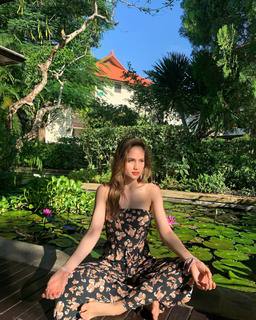 Cinta Laura Kiehl feet photo 2