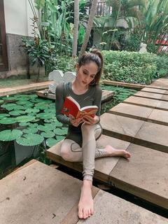 Cinta Laura Kiehl feet photo 20