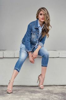 Cinta Laura Kiehl feet photo 16