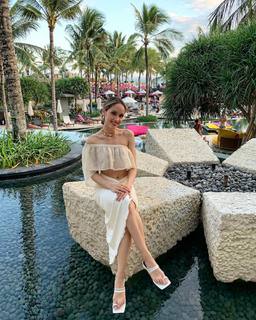 Cinta Laura Kiehl feet photo 8