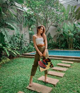 Cinta Laura Kiehl feet photo 13
