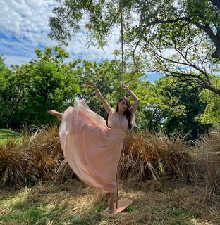 Cinta Laura Kiehl feet photo 12
