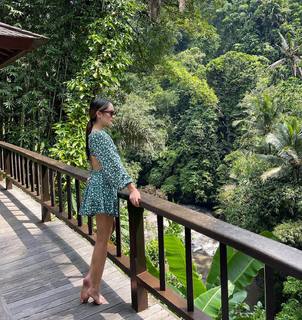 Cinta Laura Kiehl feet photo 5