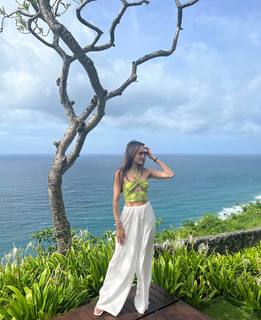 Cinta Laura Kiehl feet photo 2