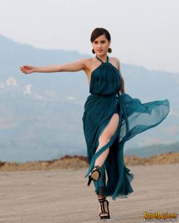 Cinta Laura Kiehl feet photo 12