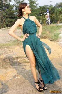 Cinta Laura Kiehl feet photo 6