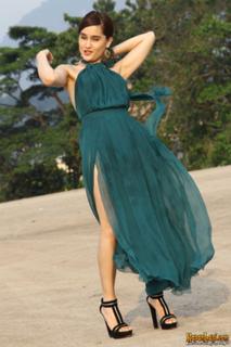Cinta Laura Kiehl feet photo 3