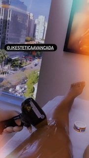 Cinthia Cruz feet photo 16