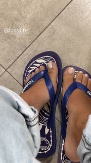 Cinthia Cruz feet photo 5