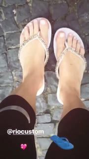 Cintia Dicker feet photo 13