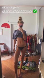 Cintia Dicker feet photo 2