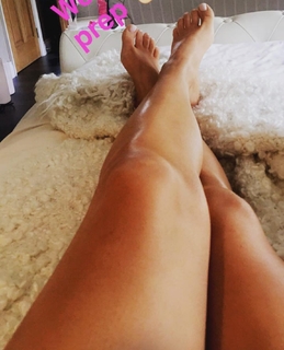 Clair Meek feet photo 18