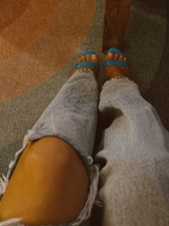 Clair Meek feet photo 10