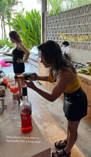 Claire Blackwelder feet photo 2