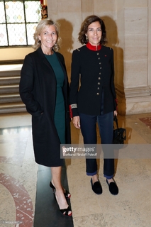 Claire Chazal feet photo 8