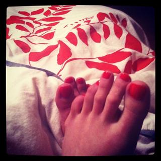 Claire Coffee feet photo thumbnail