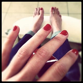 Claire Coffee feet photo thumbnail