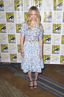 Claire Coffee feet photo thumbnail