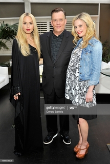 Claire Coffee feet photo thumbnail