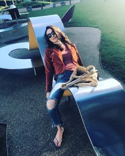 Claire Cooper feet photo 3