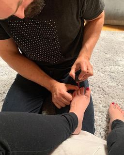 Claire Cooper feet photo 6