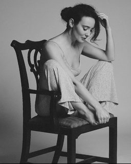 Claire Cooper feet photo 5