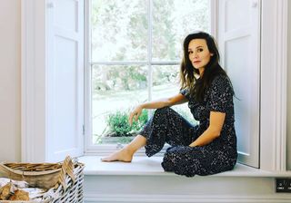 Claire Cooper feet photo 4