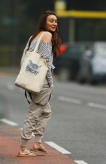 Claire Cooper feet photo 13