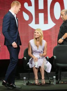 Claire Danes feet photo thumbnail