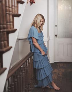 Claire Danes feet photo thumbnail